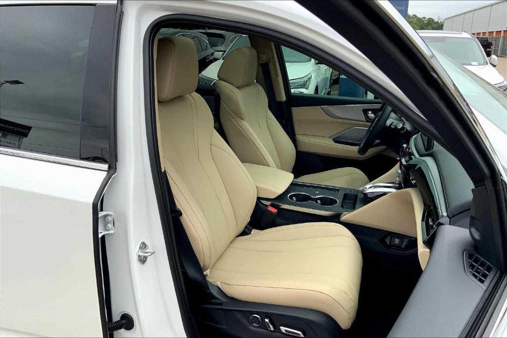 used 2025 Acura MDX car, priced at $49,495