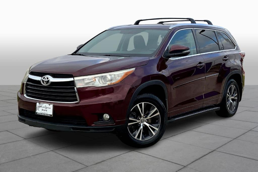 used 2016 Toyota Highlander car, priced at $18,495