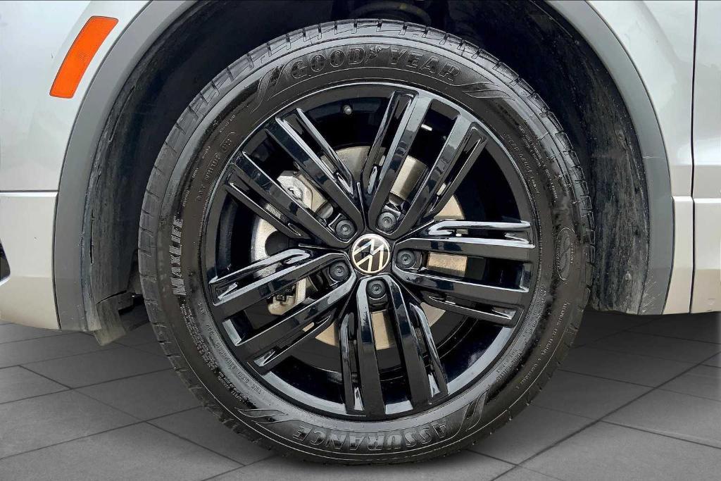 used 2022 Volkswagen Tiguan car, priced at $19,695