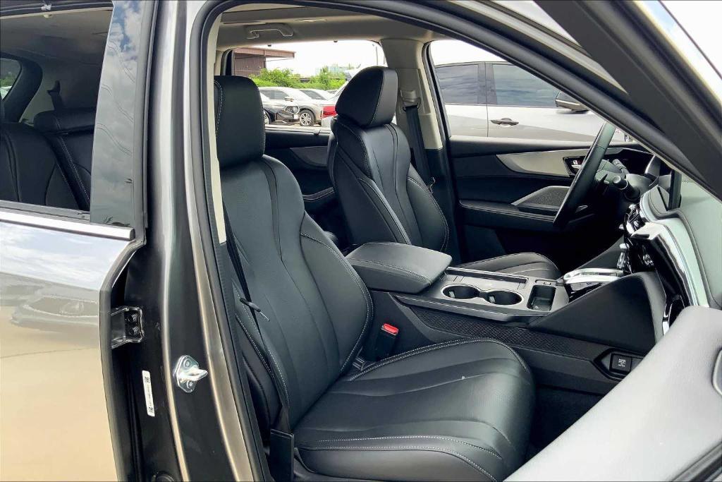 used 2025 Acura MDX car, priced at $52,995