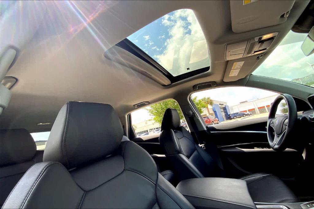 used 2019 Acura MDX car, priced at $19,495