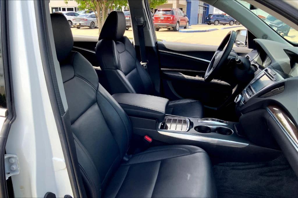 used 2019 Acura MDX car, priced at $19,495