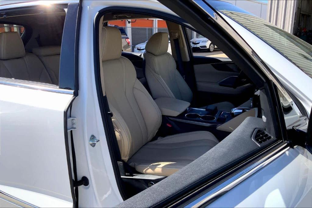 used 2022 Acura MDX car, priced at $38,995