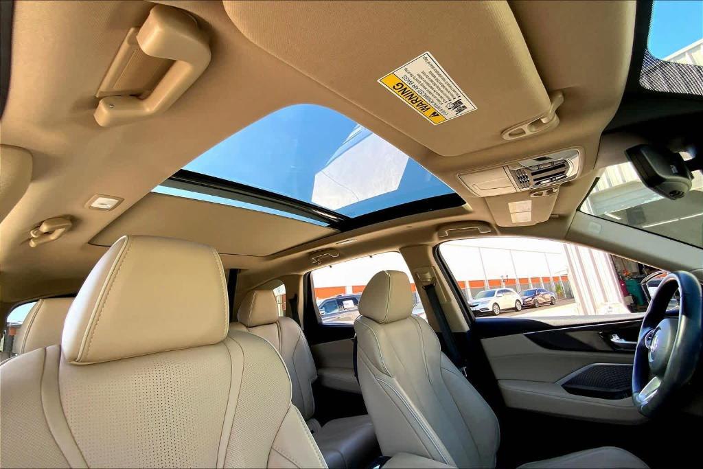 used 2022 Acura MDX car, priced at $38,995