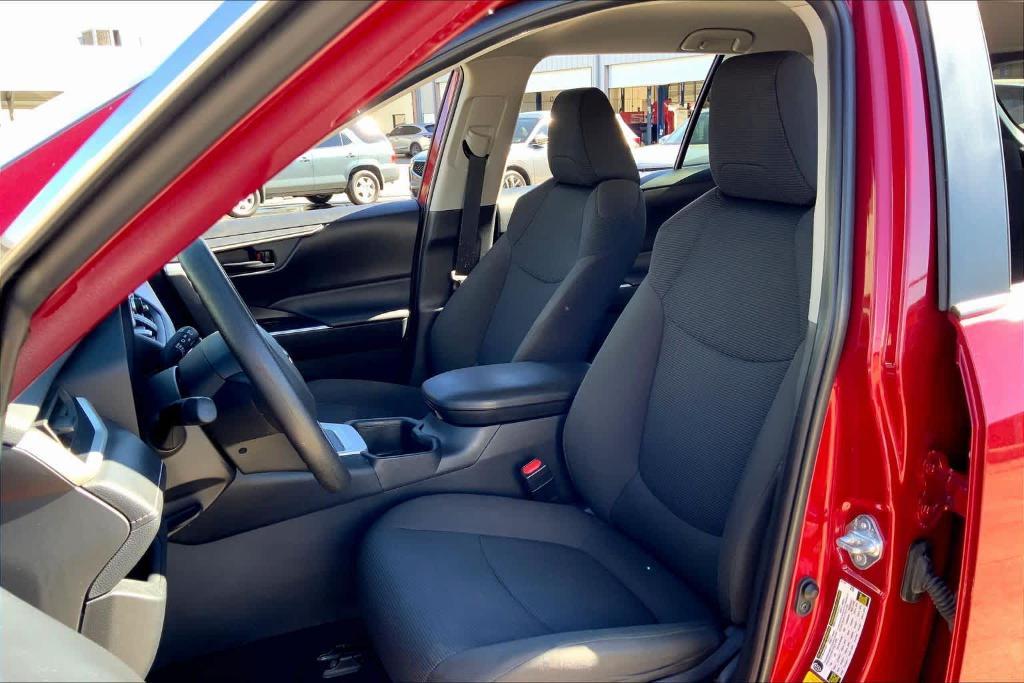 used 2025 Toyota RAV4 Hybrid car, priced at $32,495