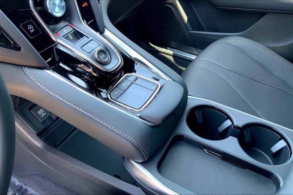 new 2025 Acura RDX car, priced at $46,050