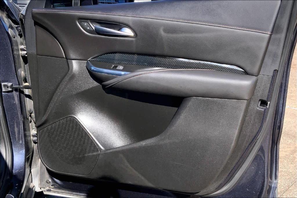 used 2022 Cadillac XT4 car, priced at $28,295