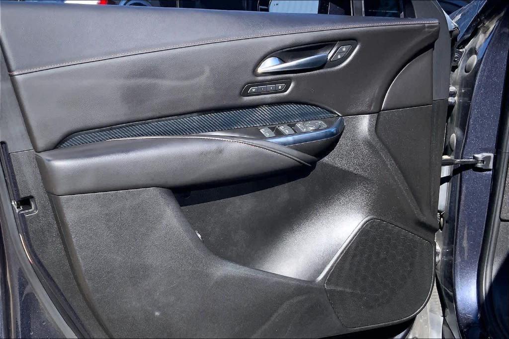 used 2022 Cadillac XT4 car, priced at $28,295