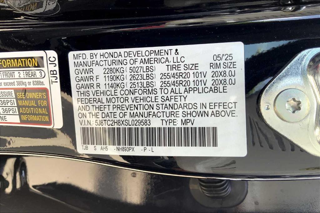 new 2025 Acura RDX car, priced at $56,400
