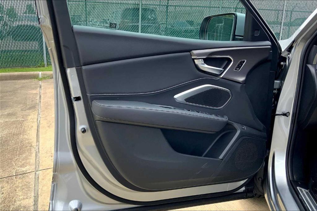 new 2025 Acura RDX car, priced at $46,050