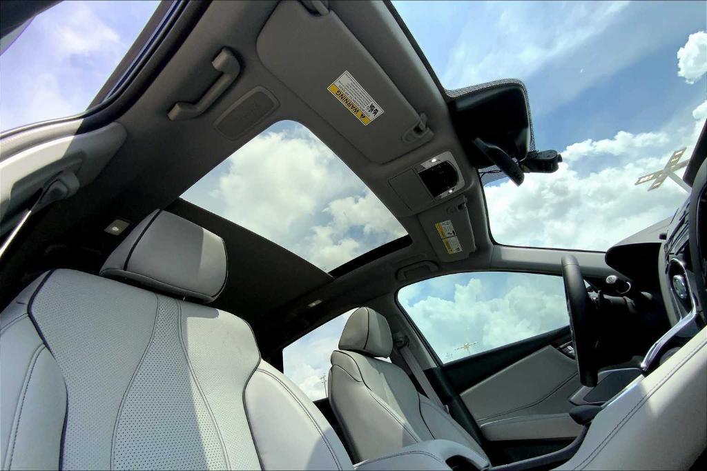 used 2024 Acura RDX car, priced at $45,995