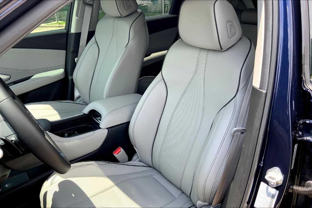 used 2024 Acura RDX car, priced at $45,995