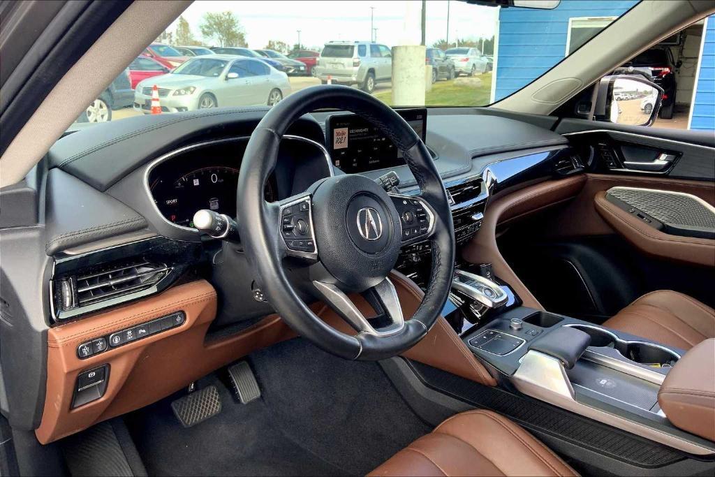 used 2022 Acura MDX car, priced at $42,995