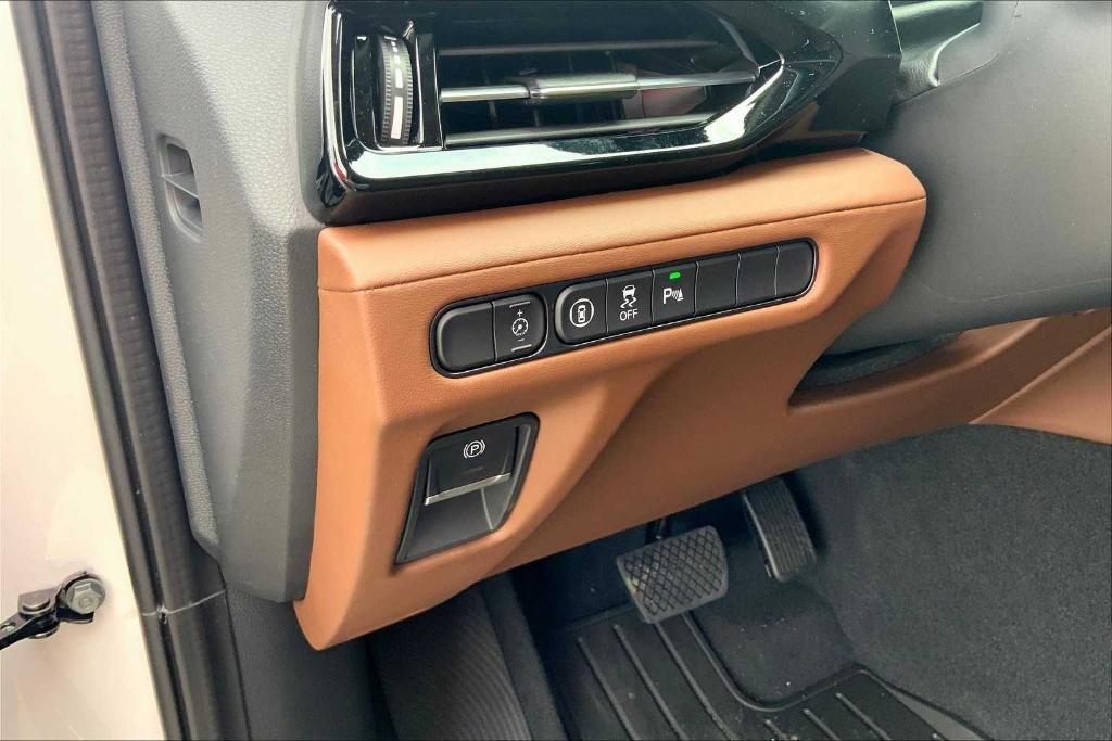 used 2025 Acura MDX car, priced at $51,995