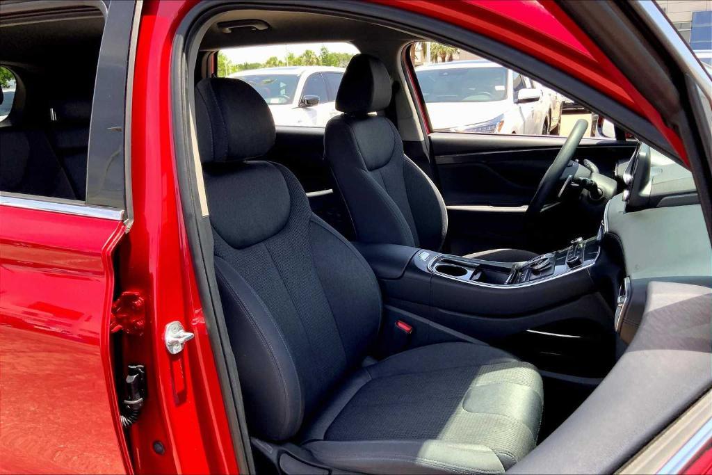 used 2022 Hyundai Santa Fe car, priced at $24,995