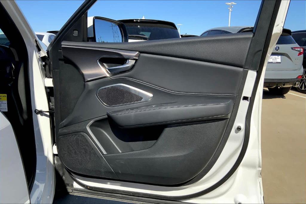 used 2025 Acura RDX car, priced at $40,995