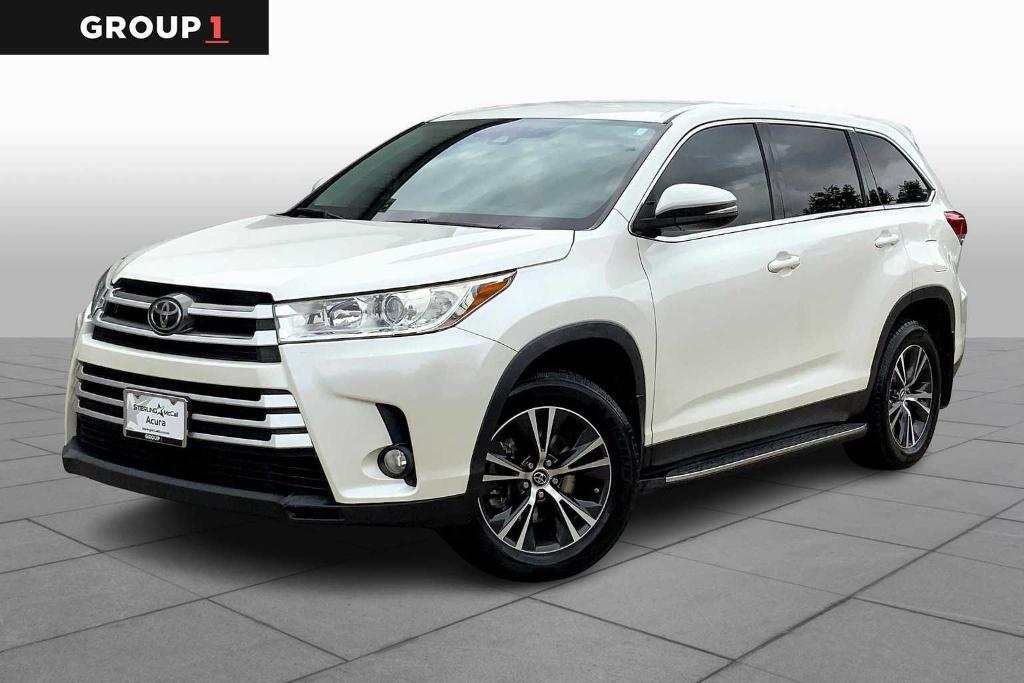 used 2019 Toyota Highlander car, priced at $22,995