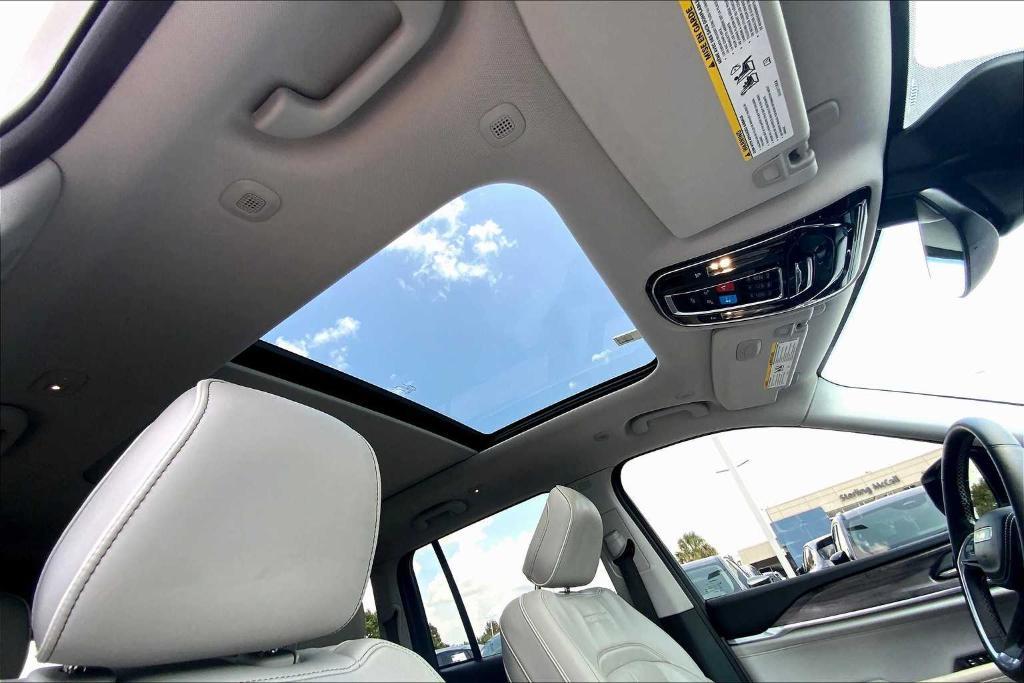 used 2022 Jeep Grand Cherokee car, priced at $35,495
