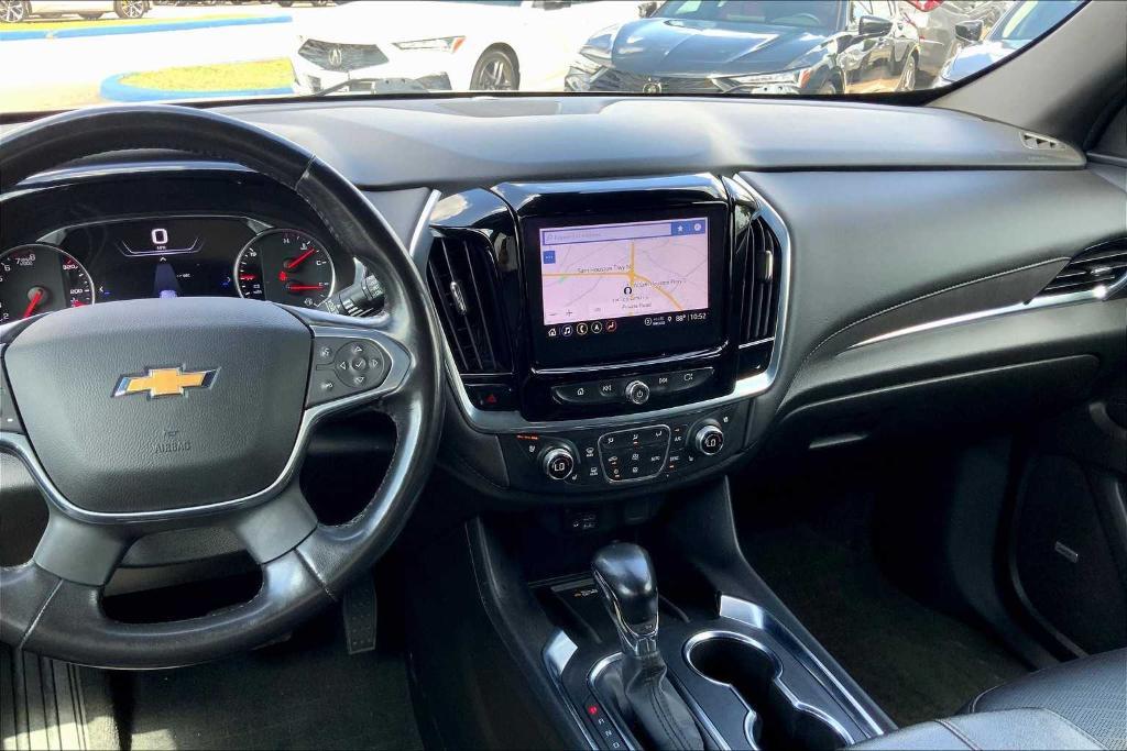 used 2022 Chevrolet Traverse car, priced at $32,995