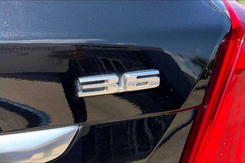 used 2018 Cadillac XT5 car, priced at $12,995