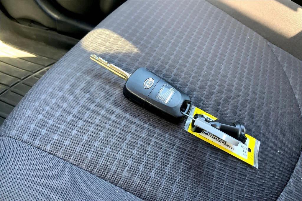 used 2013 Kia Soul car, priced at $6,995