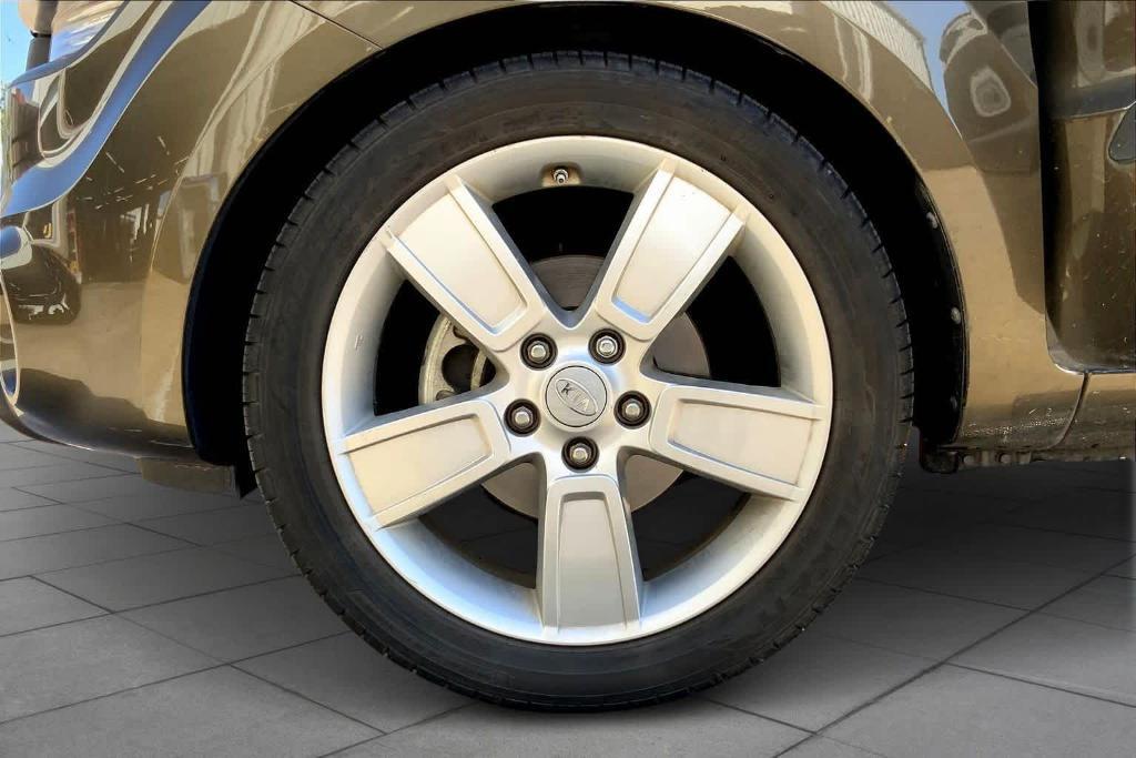 used 2013 Kia Soul car, priced at $6,995