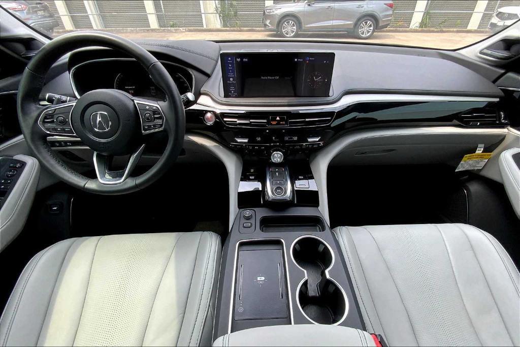 used 2025 Acura MDX car, priced at $50,995