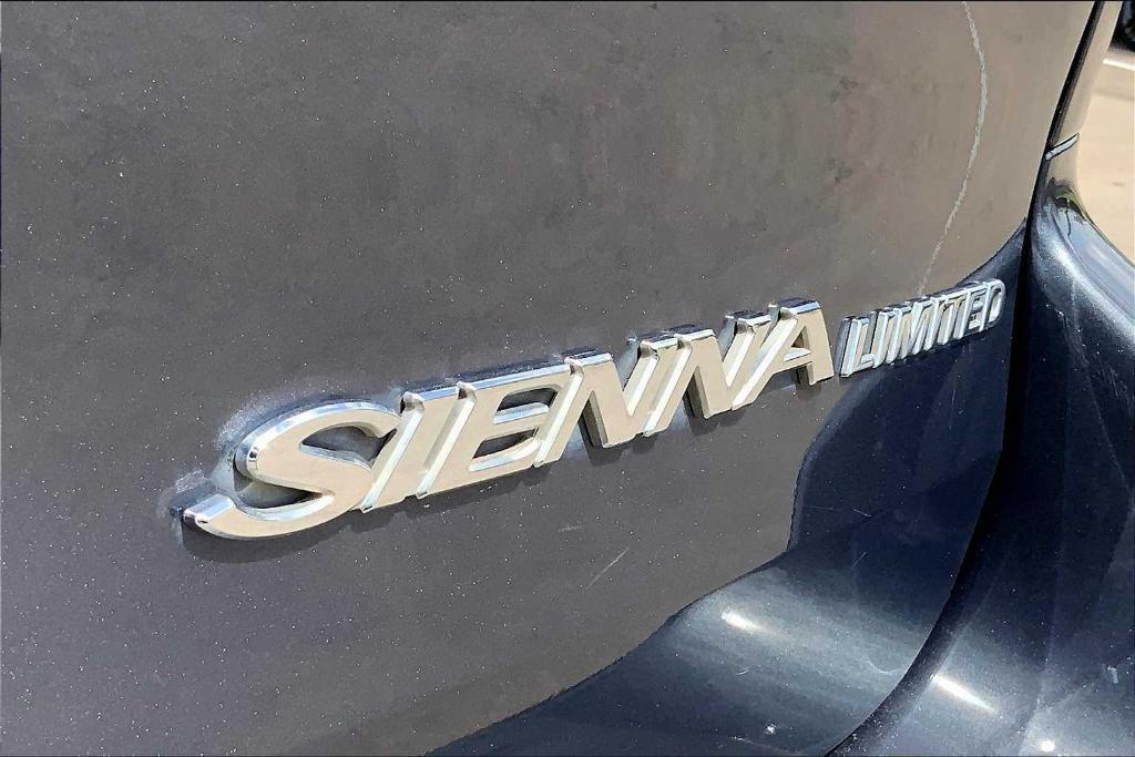 used 2009 Toyota Sienna car, priced at $11,995