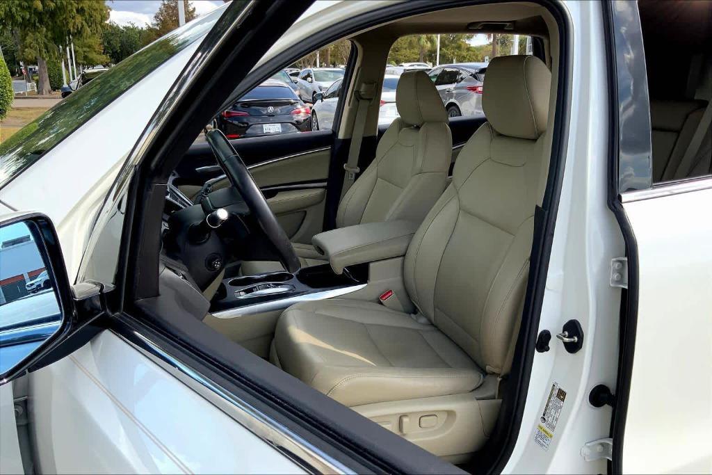 used 2016 Acura MDX car, priced at $16,495