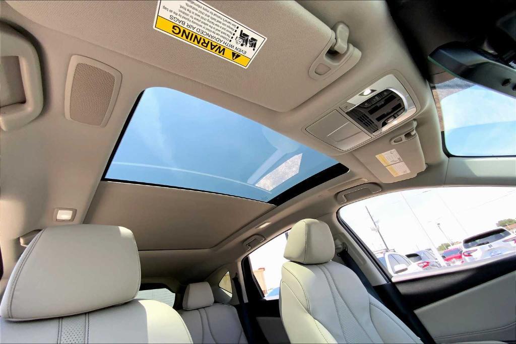 used 2025 Acura RDX car, priced at $44,495