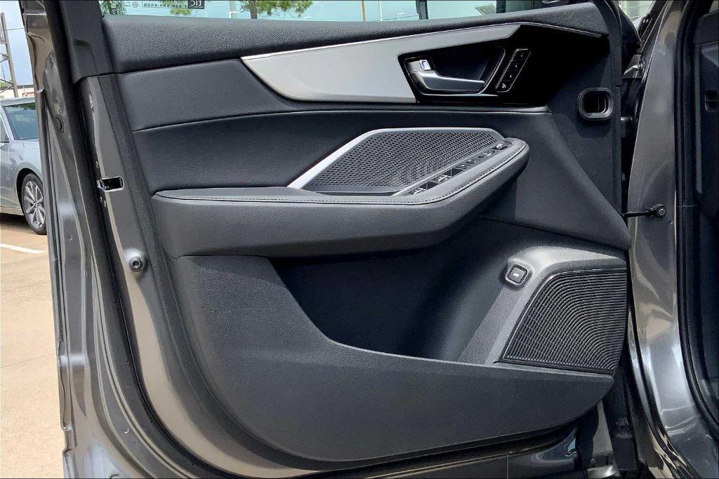 new 2025 Acura MDX car, priced at $53,150