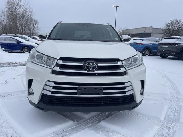 used 2018 Toyota Highlander car, priced at $23,611