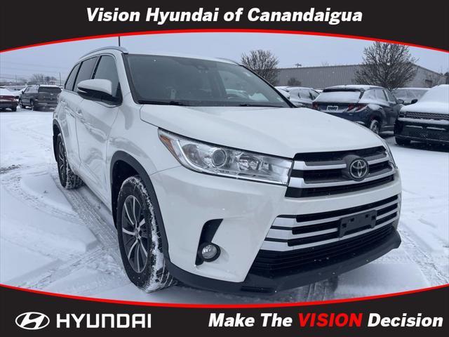 used 2018 Toyota Highlander car, priced at $23,611