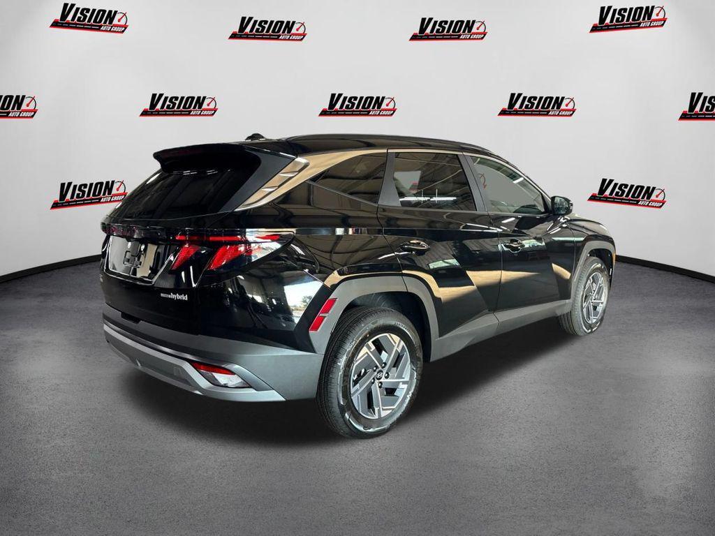 new 2025 Hyundai TUCSON Hybrid car, priced at $33,600