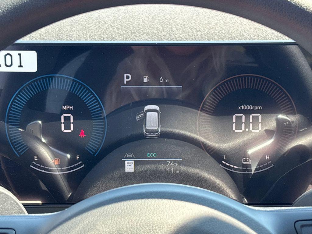 new 2025 Hyundai TUCSON Hybrid car, priced at $34,100
