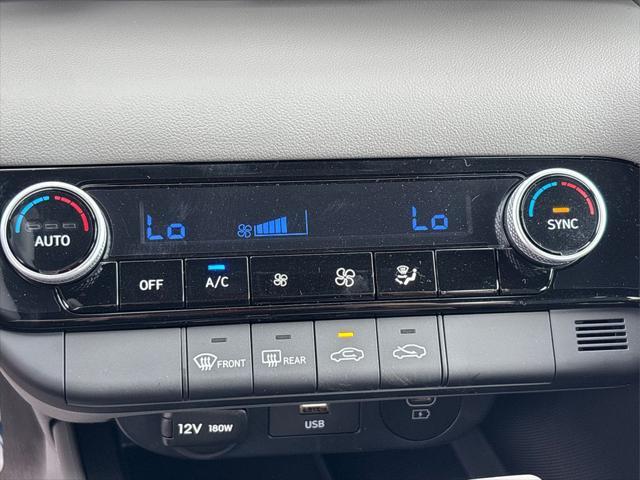new 2025 Hyundai Elantra car, priced at $24,260