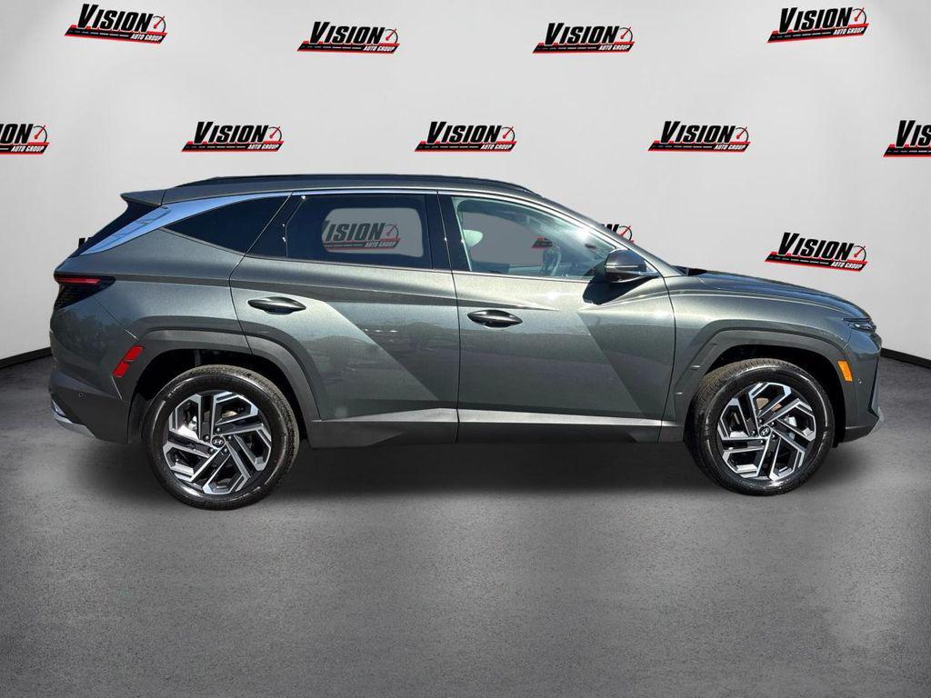 new 2025 Hyundai TUCSON Hybrid car, priced at $40,930