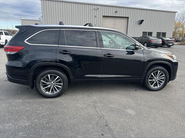 used 2018 Toyota Highlander car, priced at $24,995