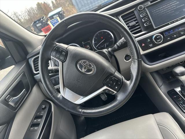 used 2018 Toyota Highlander car, priced at $24,995