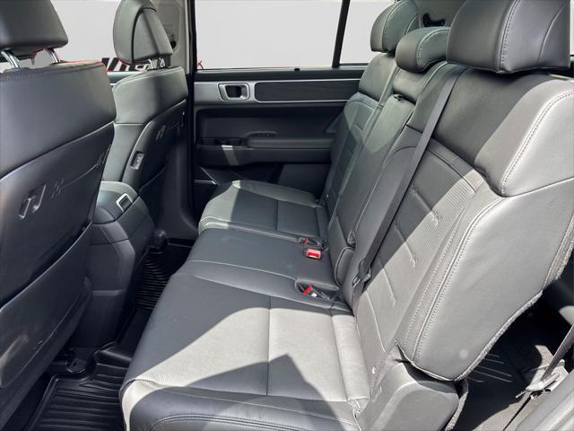 used 2024 Hyundai Santa Fe car, priced at $39,995