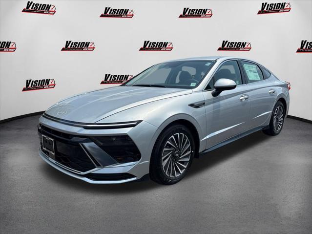 new 2025 Hyundai Sonata Hybrid car, priced at $31,703