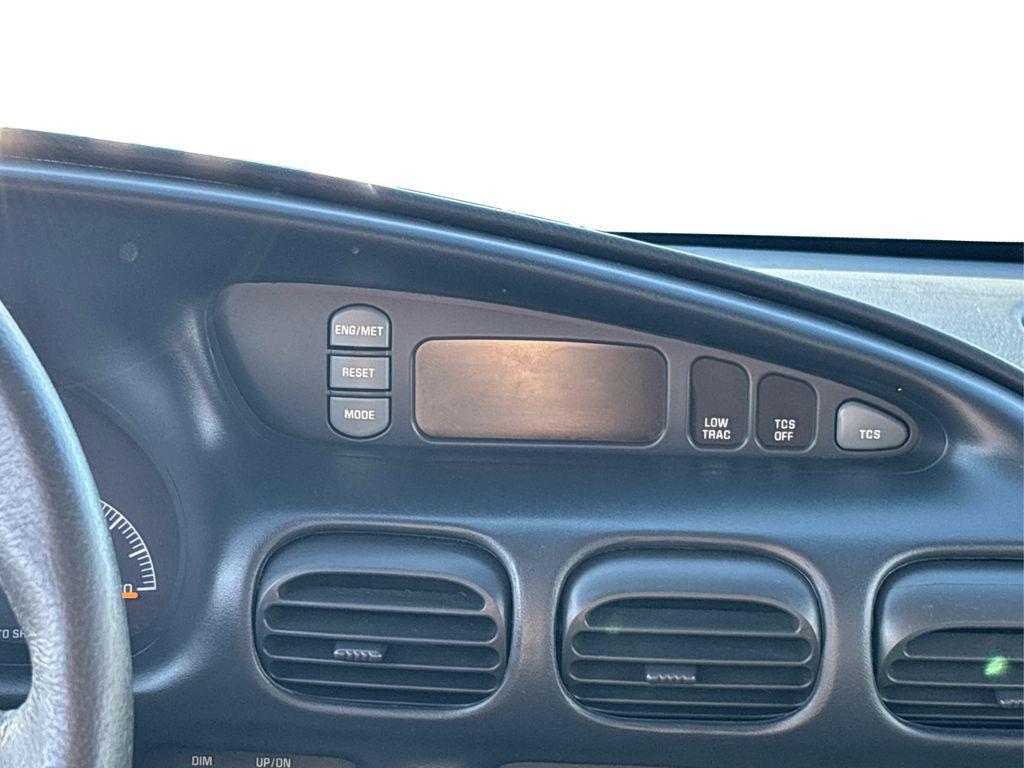 used 1998 Pontiac Grand Prix car, priced at $11,999