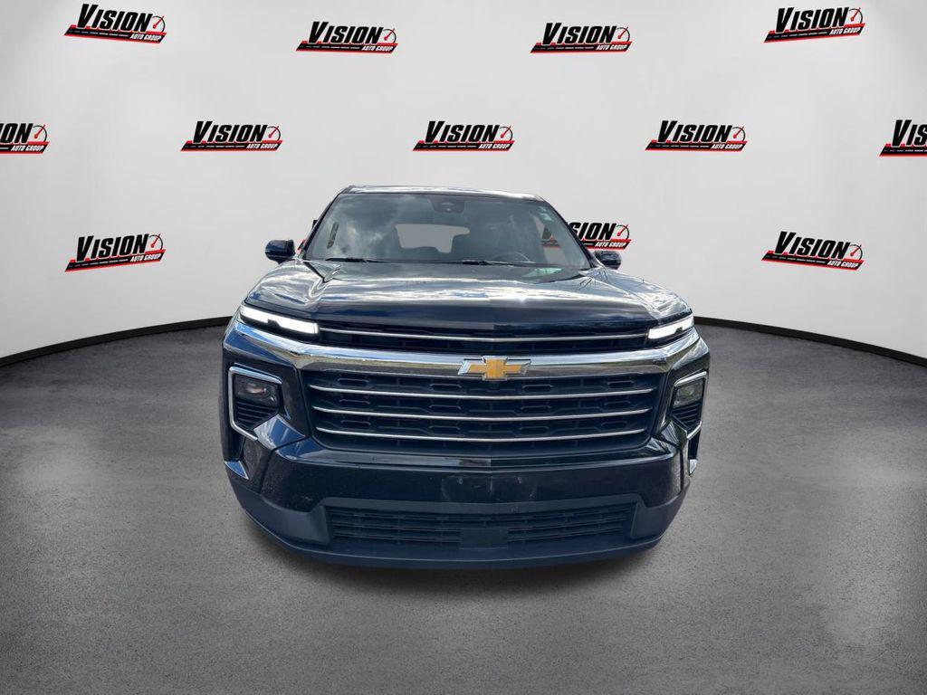 used 2025 Chevrolet Traverse car, priced at $39,397