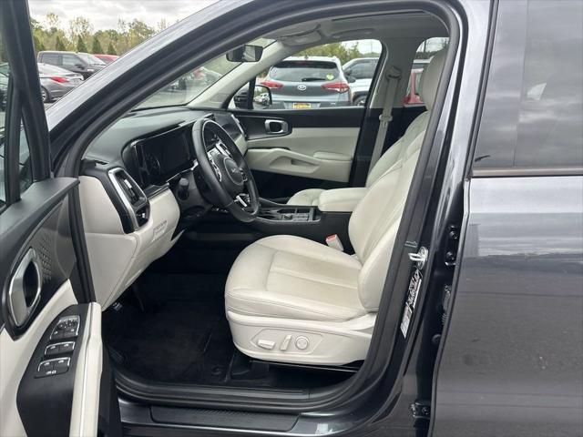 used 2022 Kia Sorento car, priced at $27,259