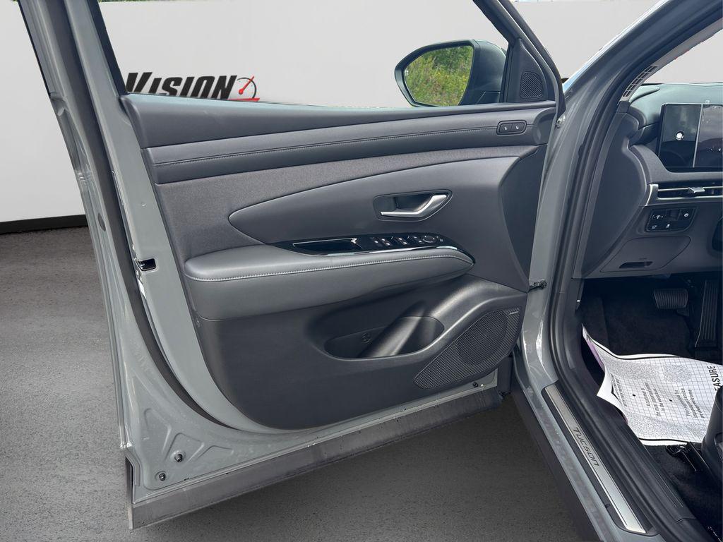 new 2025 Hyundai Tucson car, priced at $40,915