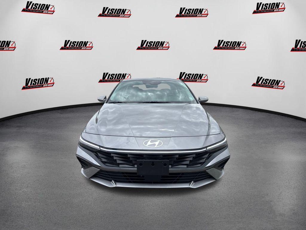 new 2025 Hyundai Elantra car, priced at $25,255