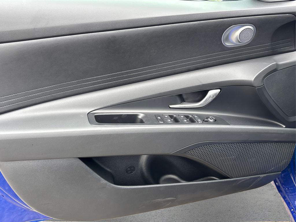 new 2025 Hyundai ELANTRA HEV car, priced at $24,715