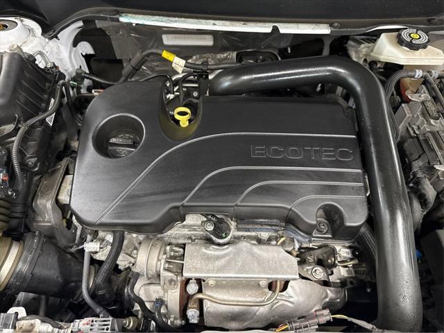used 2023 Chevrolet Equinox car, priced at $25,497