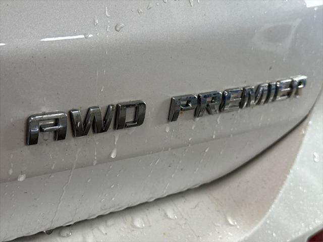 used 2023 Chevrolet Equinox car, priced at $24,425
