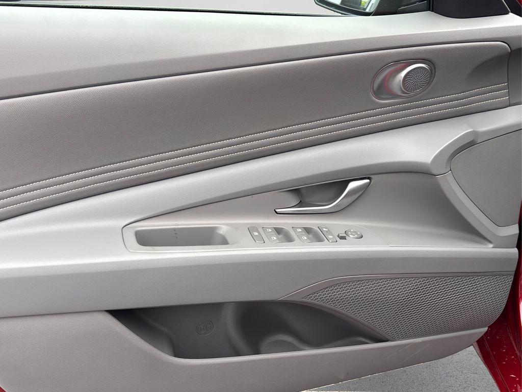 new 2025 Hyundai Elantra car, priced at $24,280